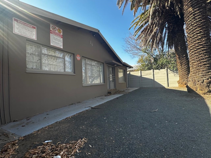 9 Bedroom Property for Sale in Brandwag Free State